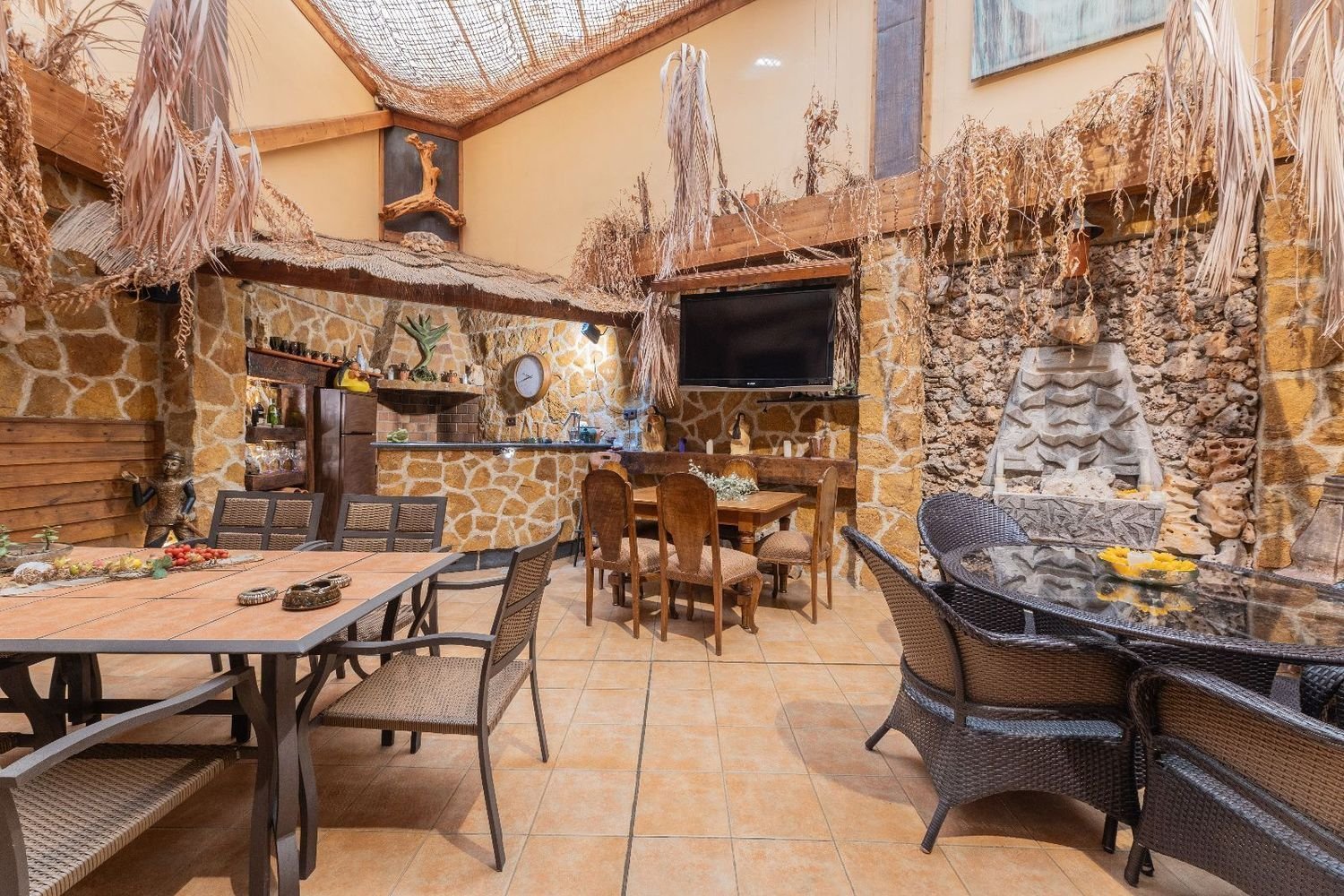 Casa en Segorbe: 459m², garaje 4 coches y terrazas