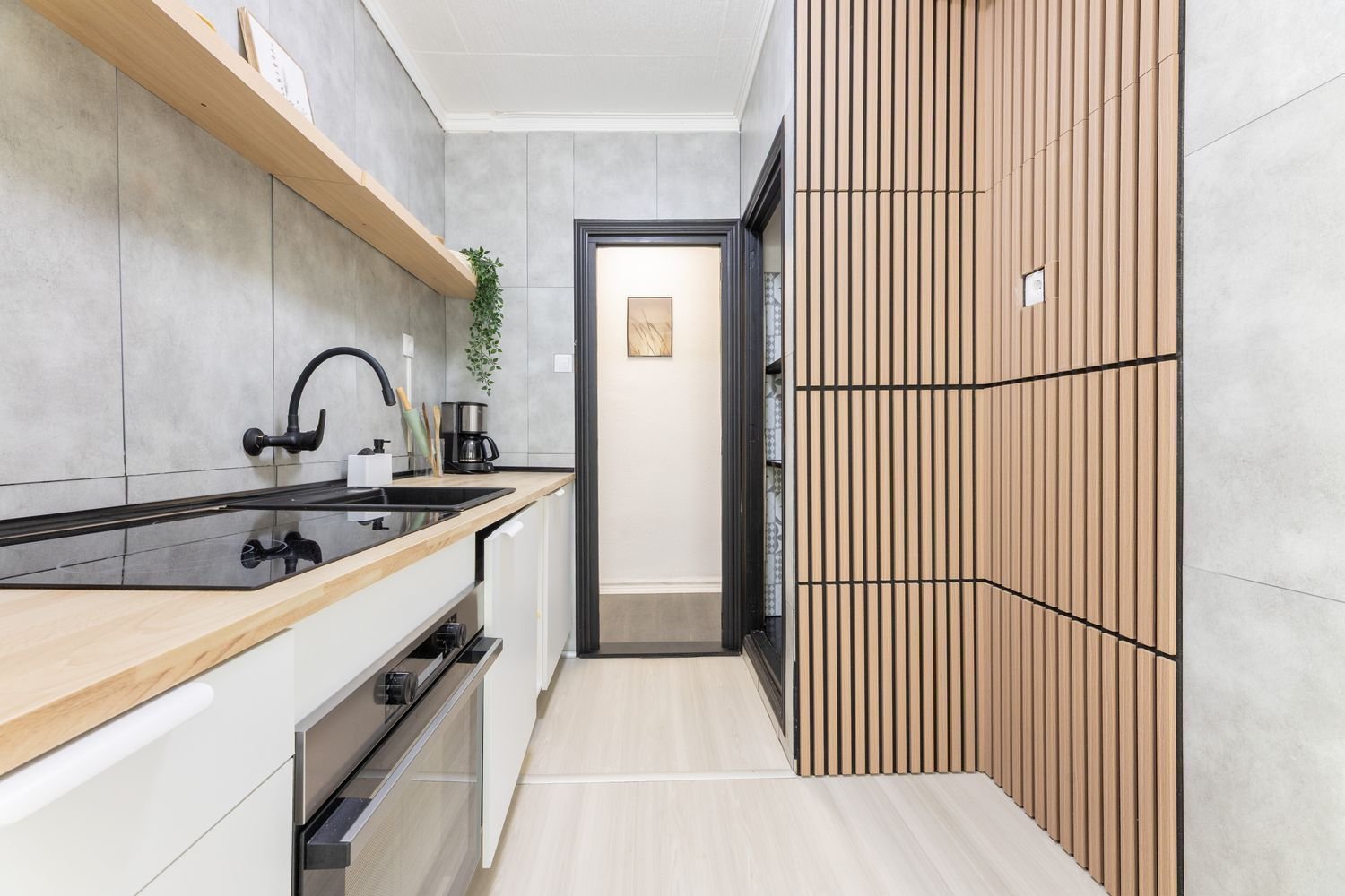 Piso reformado en Cullera centro: 100m², 3 habitaciones y balcón