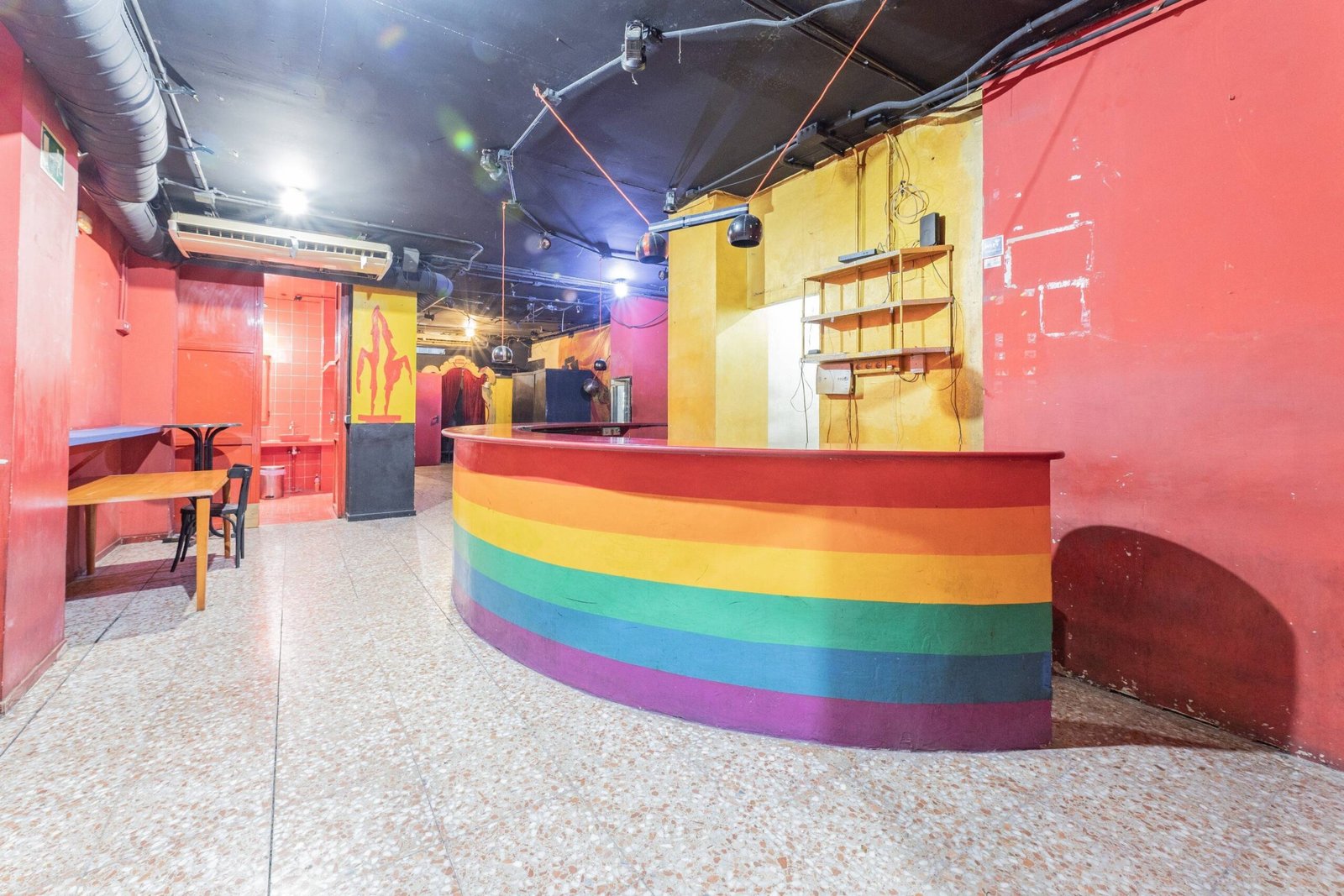 Local con licencia de pub en El Botànic (Valencia): Posible cambio de uso