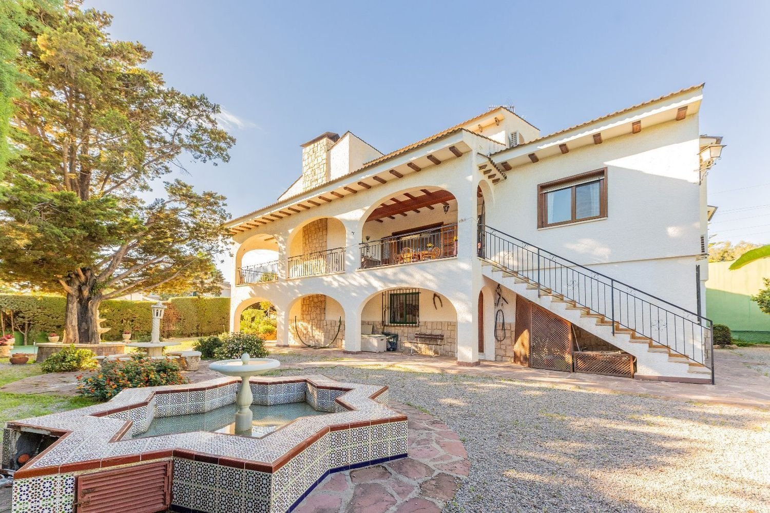 Chalet de lujo en Cruz de Gracia (Godella): Piscina y seguridad 24h