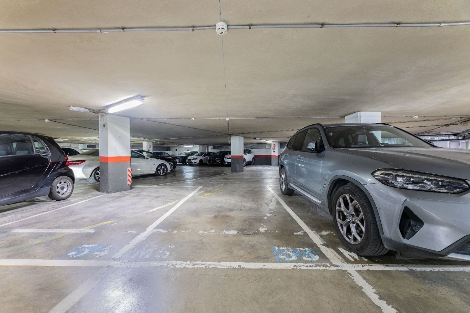 Plazas de garaje en Calle Colón (Valencia): Inversión en pleno centro