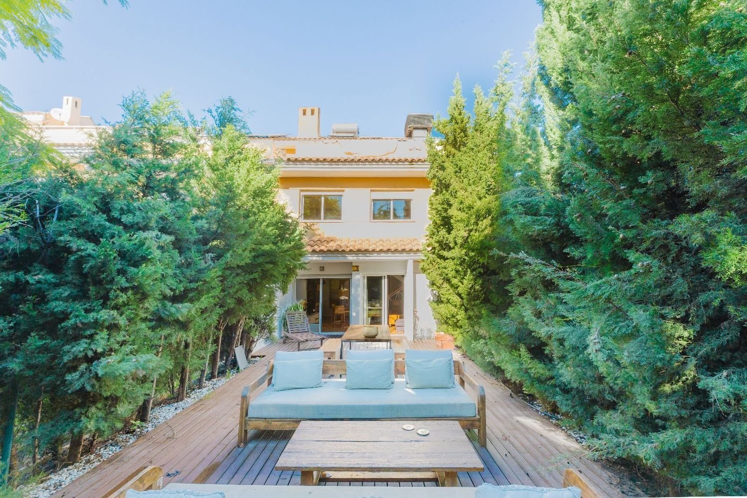 Pareado en Campolivar (Godella): Piscina, garaje y gran terraza