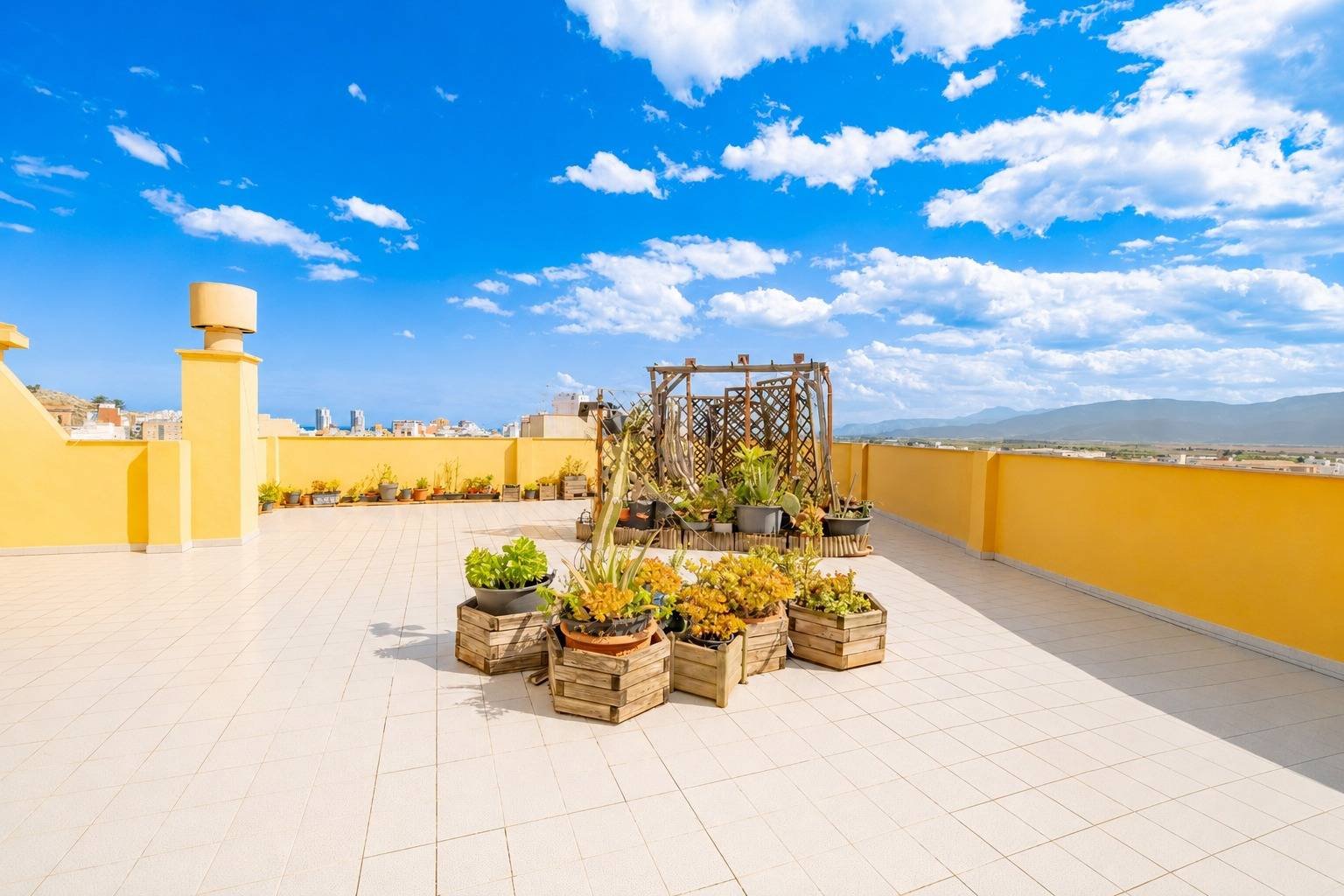 Ático en cullera con amplia terraza exterior