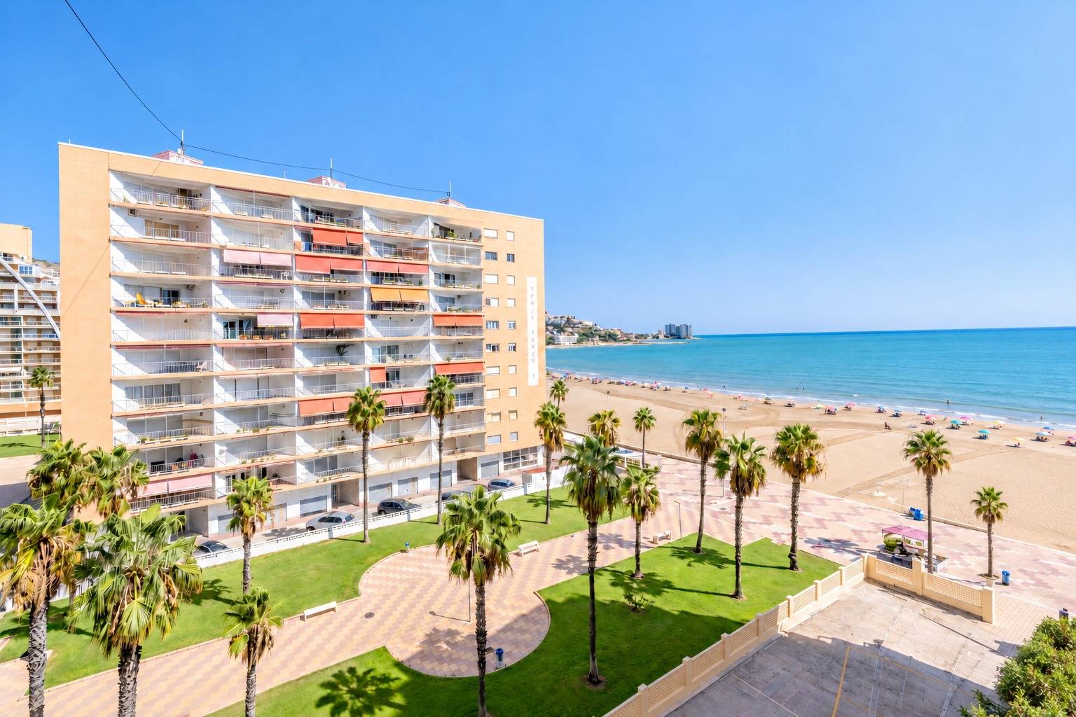Piso en playa de Cullera con vistas al mar